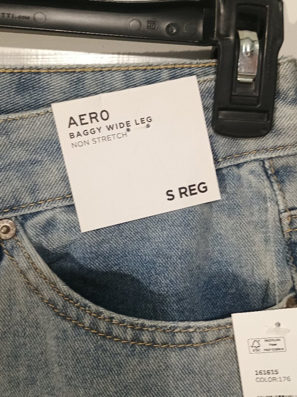 NWT Aéropostale Aero Baggy Wide Leg Jeans Regular Light Wash Butterfly Y2K - Picture 8 of 9